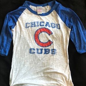 Cubs baseball tee